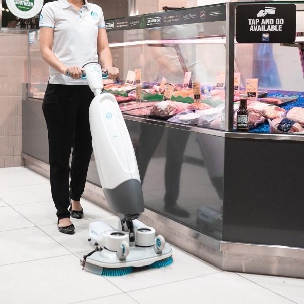 i-mop XL Cleaning Butcher Shop