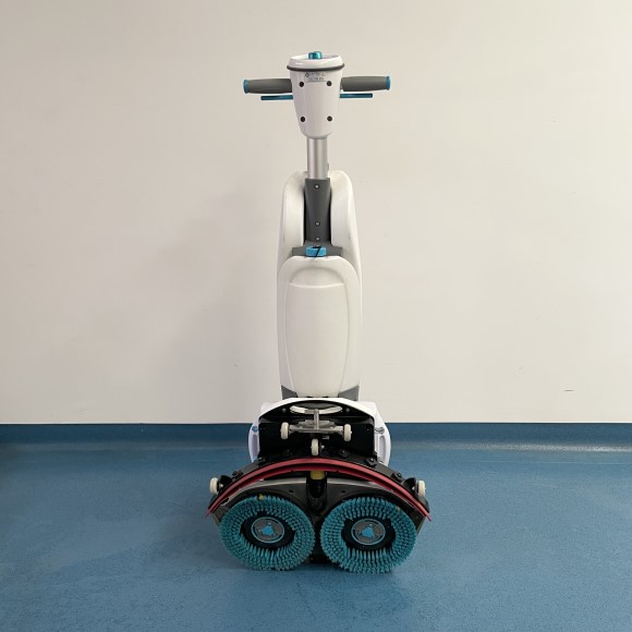 Second Hand i-mop XL Scrubber