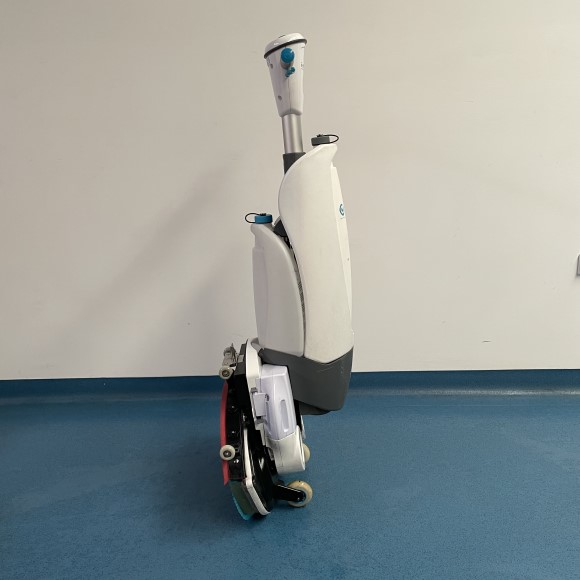 Second Hand i-mop XL Scrubber