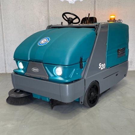 Second Hand S20 Ride-On Sweeper Angle Side