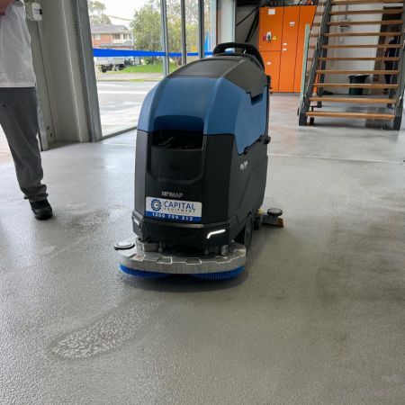 Maxima Base 60Bt Battery Walk-Behind Disc Scrubber Dryer